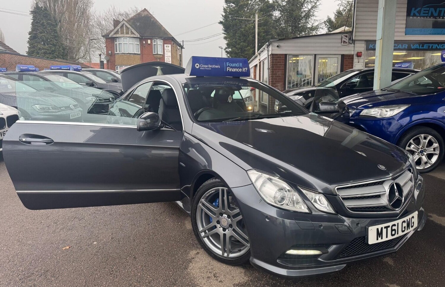 Used Mercedes-Benz E Class 2011 for sale - 77932730: Photo 33