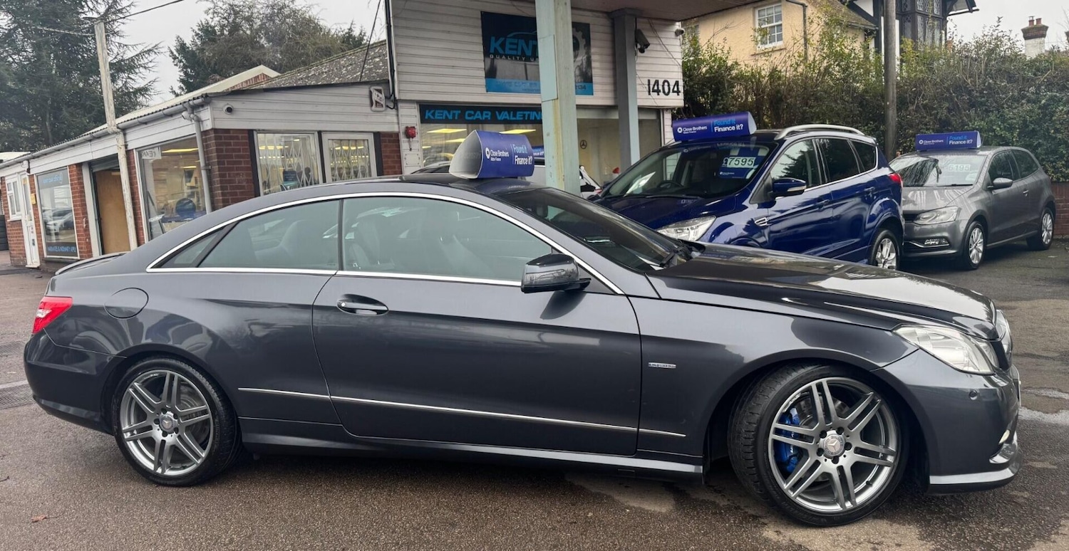 Used Mercedes-Benz E Class 2011 for sale - 77932730: Photo 8