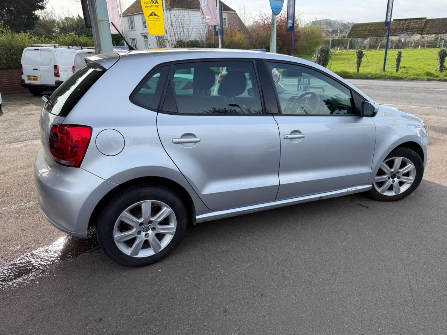 Used Volkswagen Polo 2012 for sale - 77997127: Photo 4
