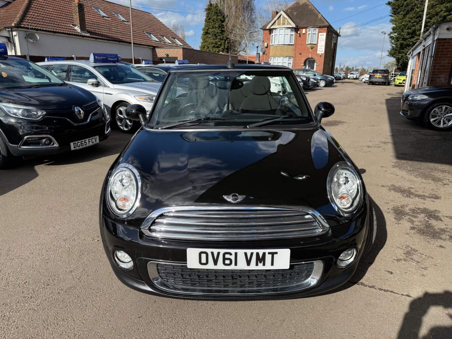 Used MINI Convertible 2011 for sale - 77932788: Photo 11