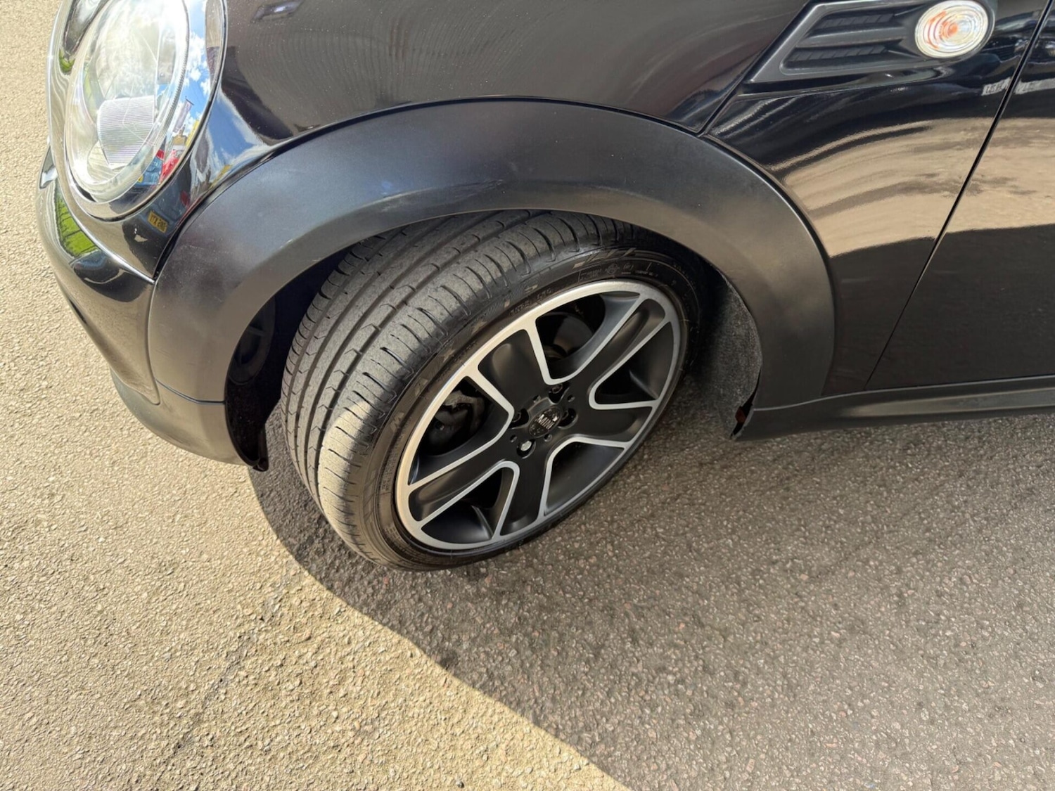 Used MINI Convertible 2011 for sale - 77932788: Photo 26