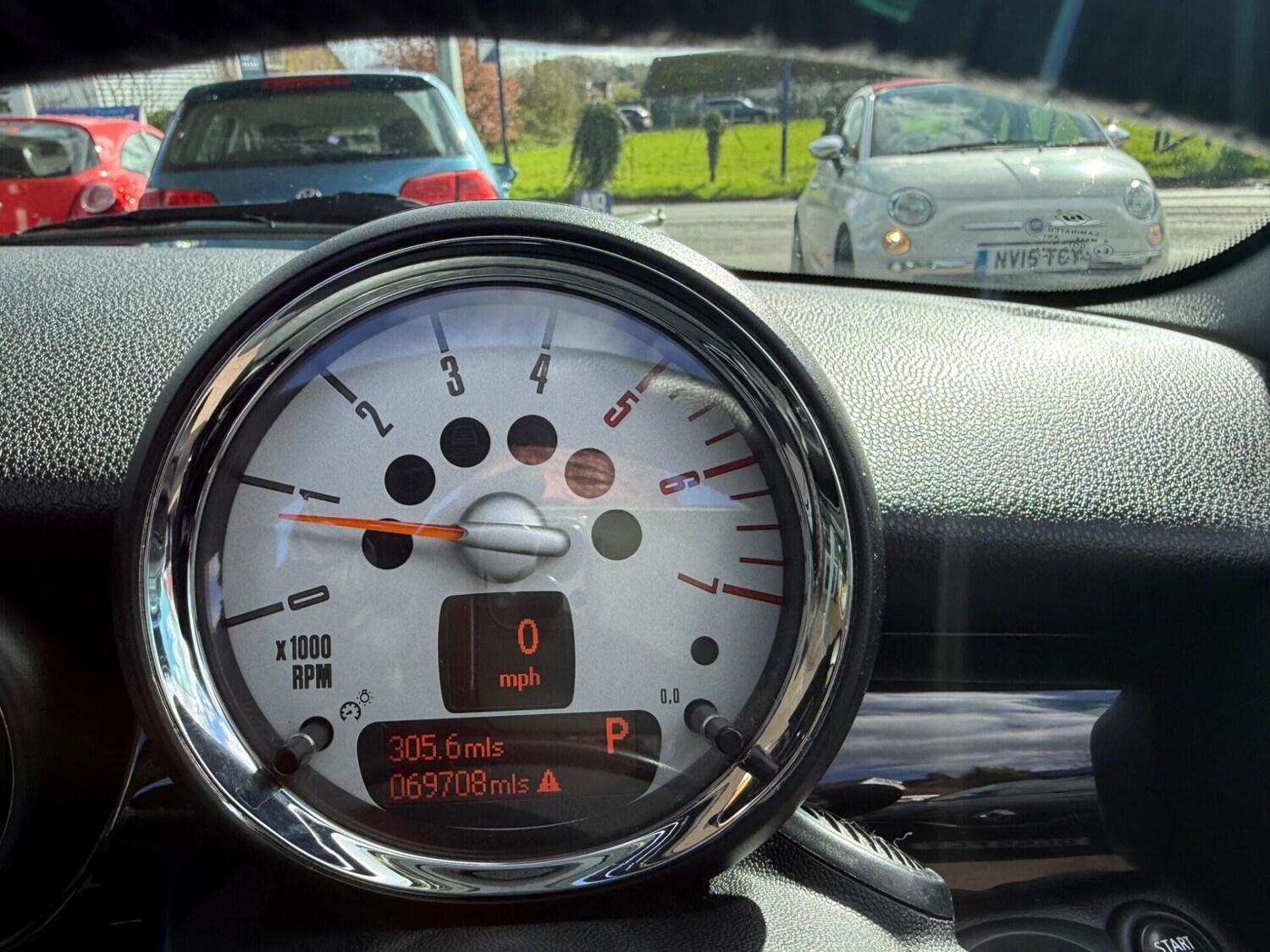 Used MINI Convertible 2011 for sale - 77932788: Photo 32