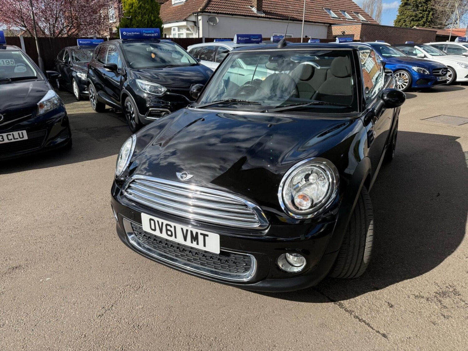 Used MINI Convertible 2011 for sale - 77932788: Photo 36