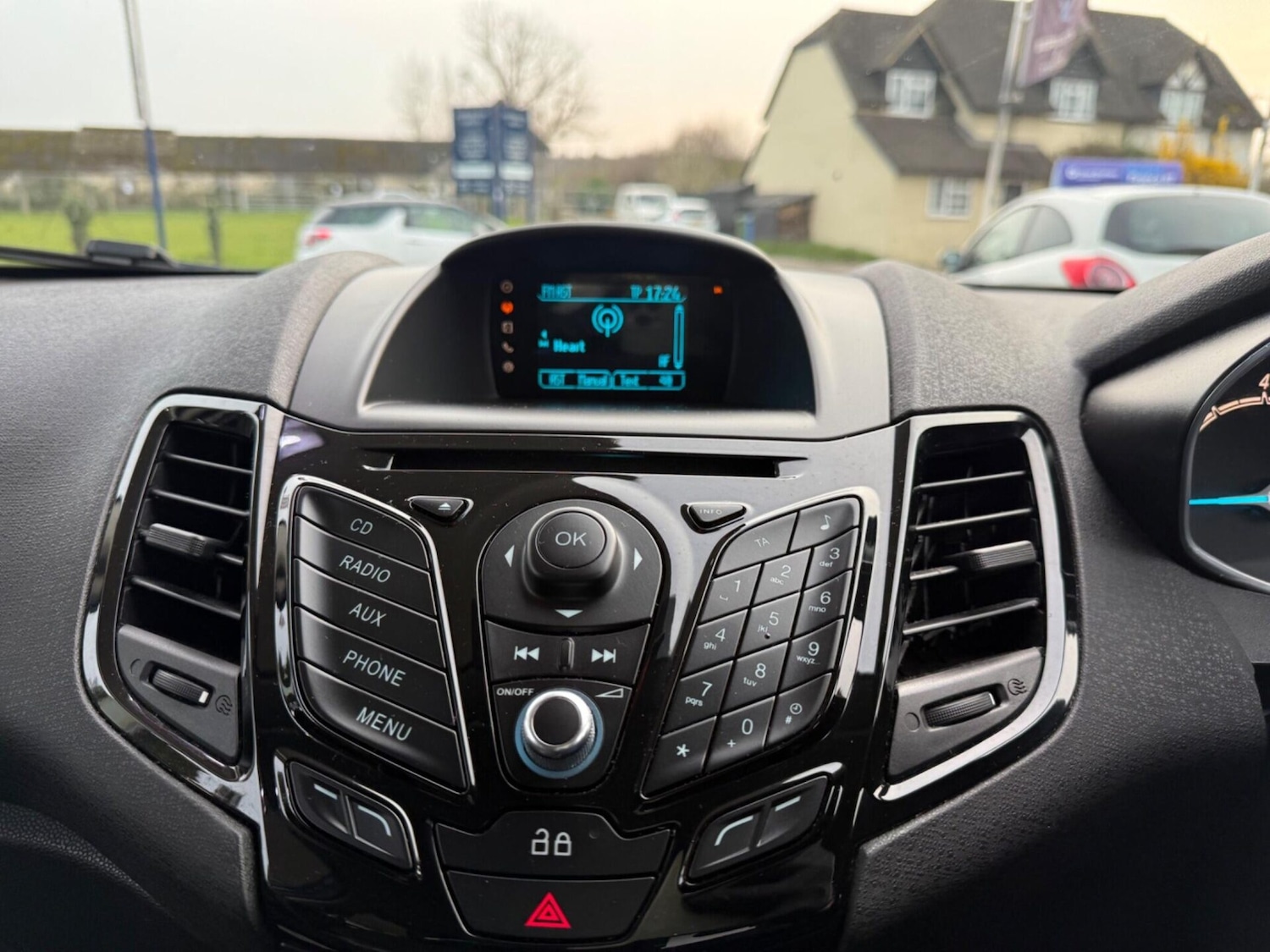 Used Ford Fiesta 2014 for sale - 77989532: Photo 15