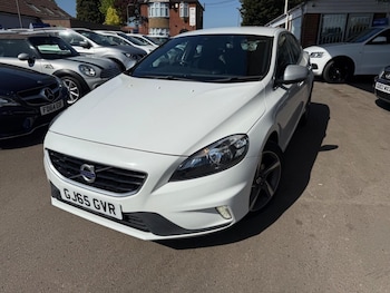Used Volvo V40 2015 for sale - 78459306: Photo