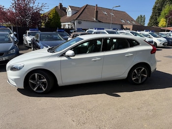 Used Volvo V40 2015 for sale - 78459306: Photo