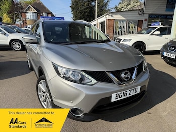 Used Nissan Qashqai 2016 for sale - 78402225: Photo