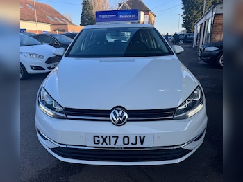 Used Volkswagen Golf 2017 for sale - 77932757: Photo