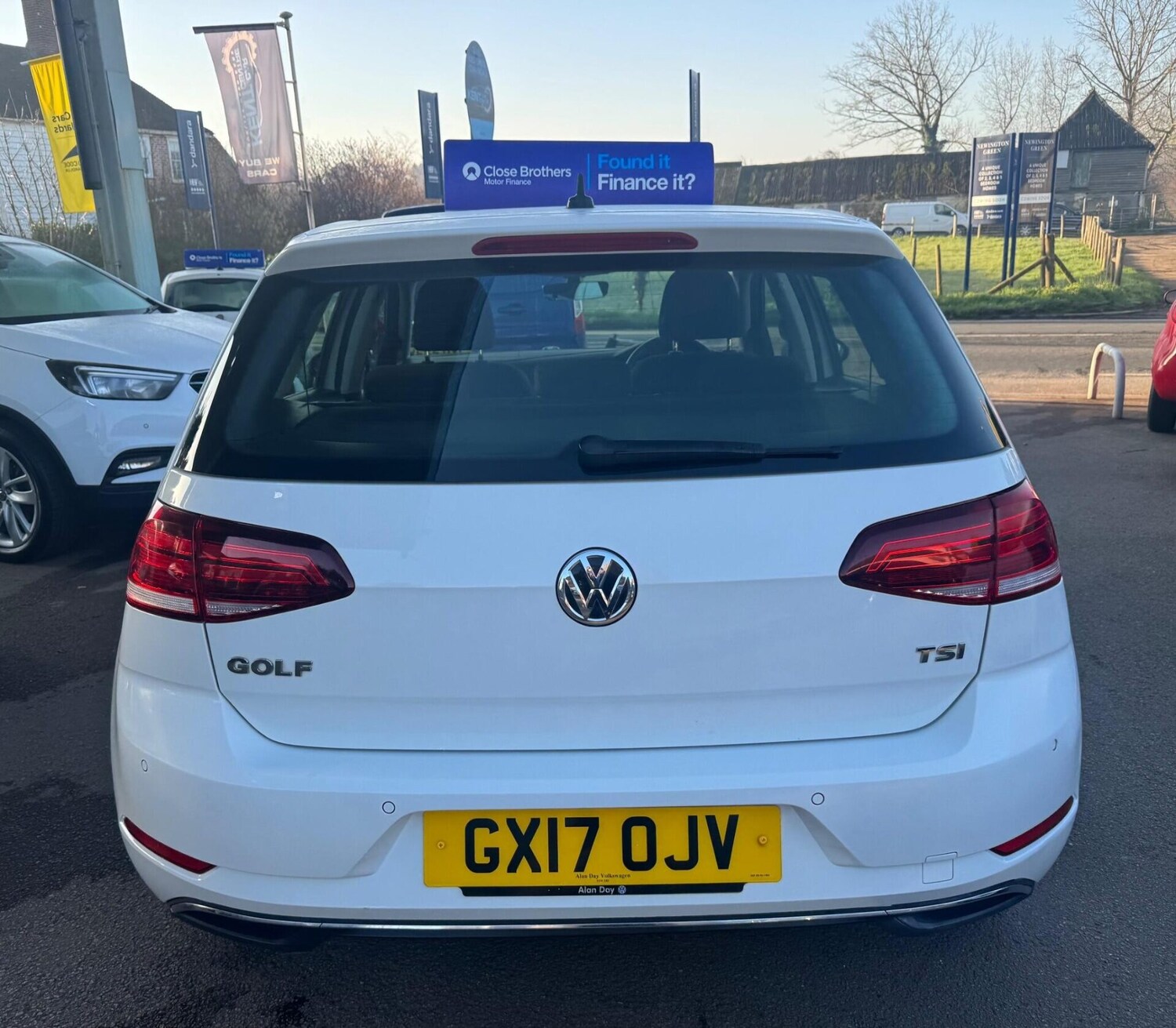 Used Volkswagen Golf 2017 for sale - 77932757: Photo 6