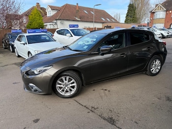 Used Mazda Mazda3 2015 for sale - 77932732: Photo