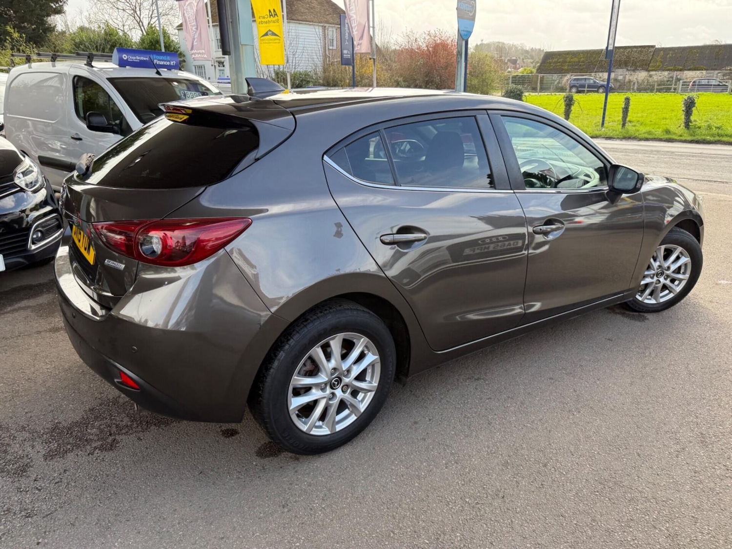 Used Mazda Mazda3 2015 for sale - 77932732: Photo 6