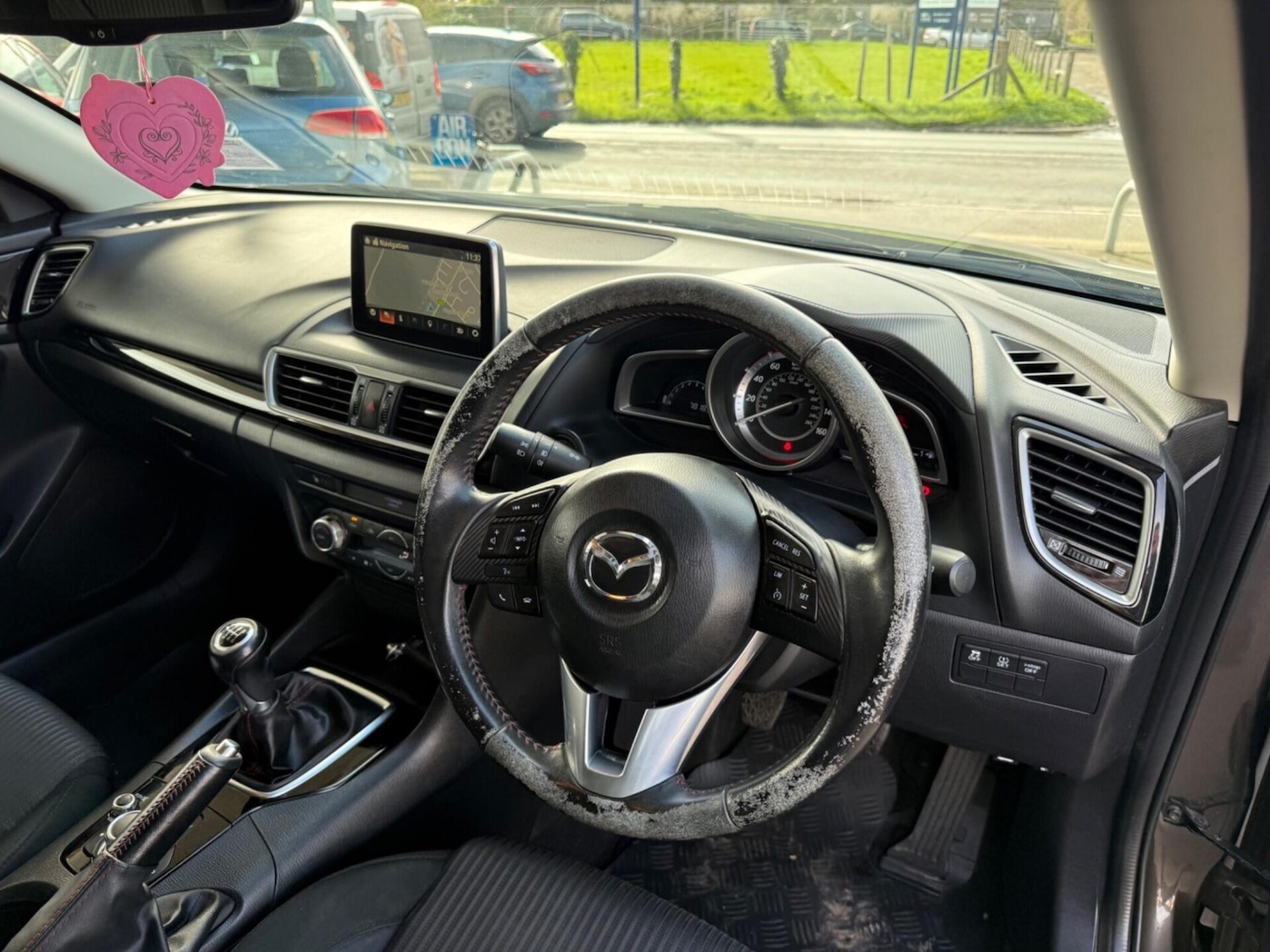 Used Mazda Mazda3 2015 for sale - 77932732: Photo 9