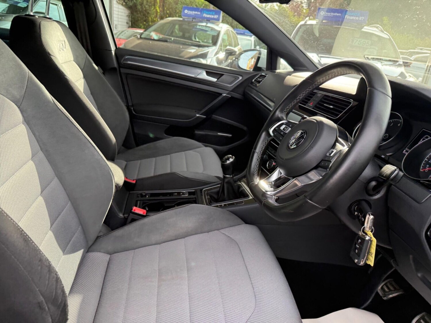 Used Volkswagen Golf 2015 for sale - 78090850: Photo 21