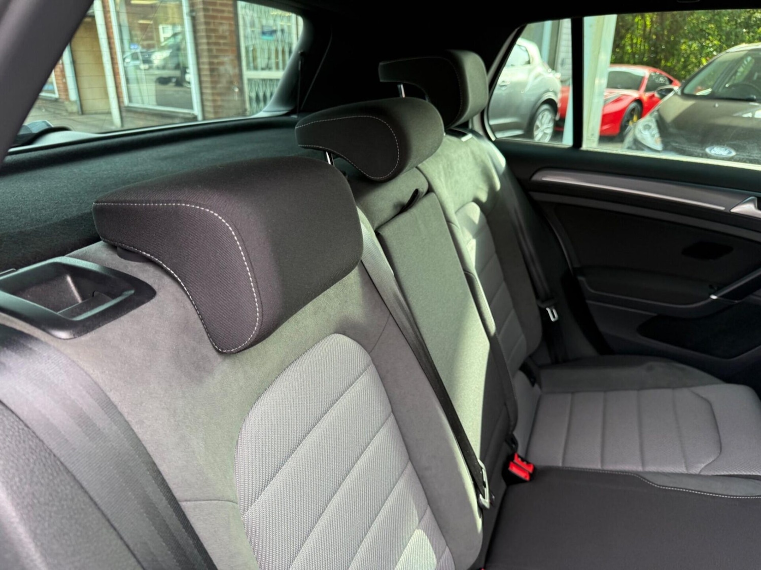 Used Volkswagen Golf 2015 for sale - 78090850: Photo 23