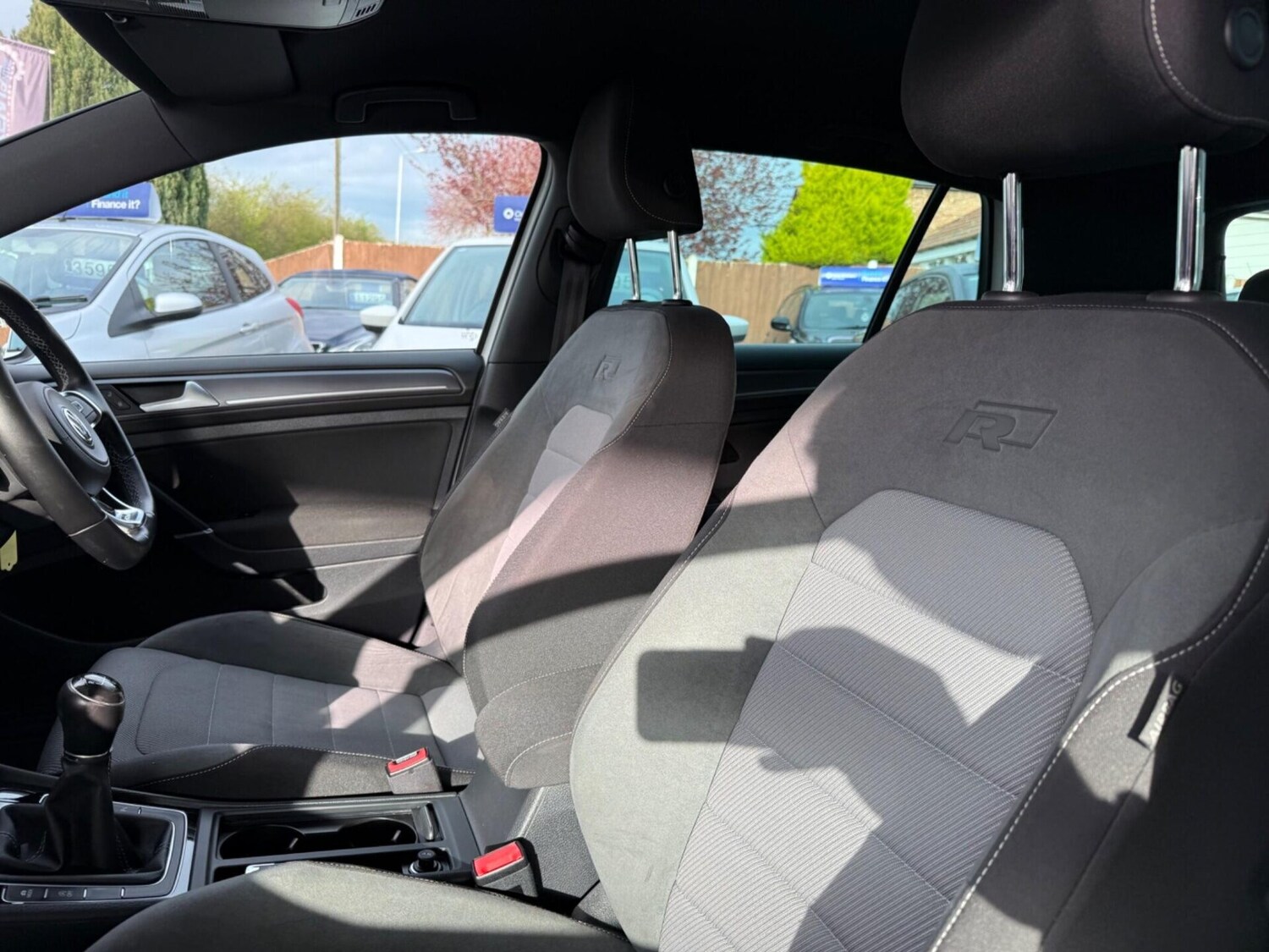 Used Volkswagen Golf 2015 for sale - 78090850: Photo 36