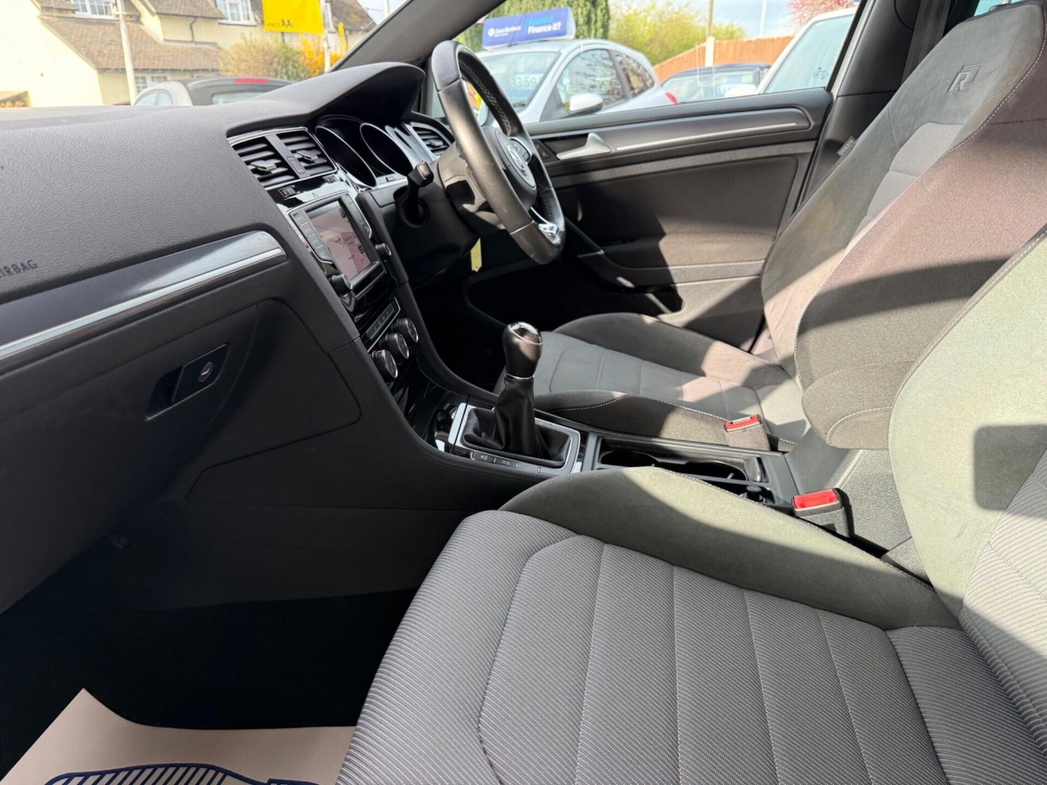 Used Volkswagen Golf 2015 for sale - 78090850: Photo 37