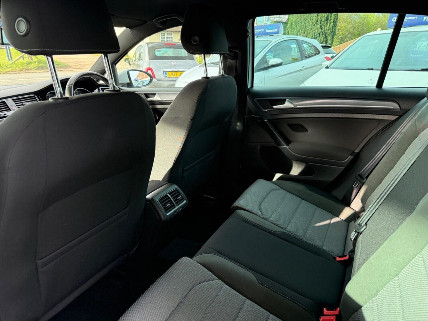 Used Volkswagen Golf 2015 for sale - 78090850: Photo 38