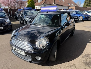 Used MINI Convertible 2011 for sale - 78316450: Photo