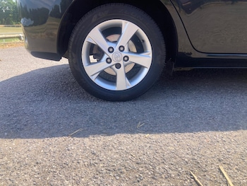 Used Toyota Auris 2010 for sale - 75291724: Photo