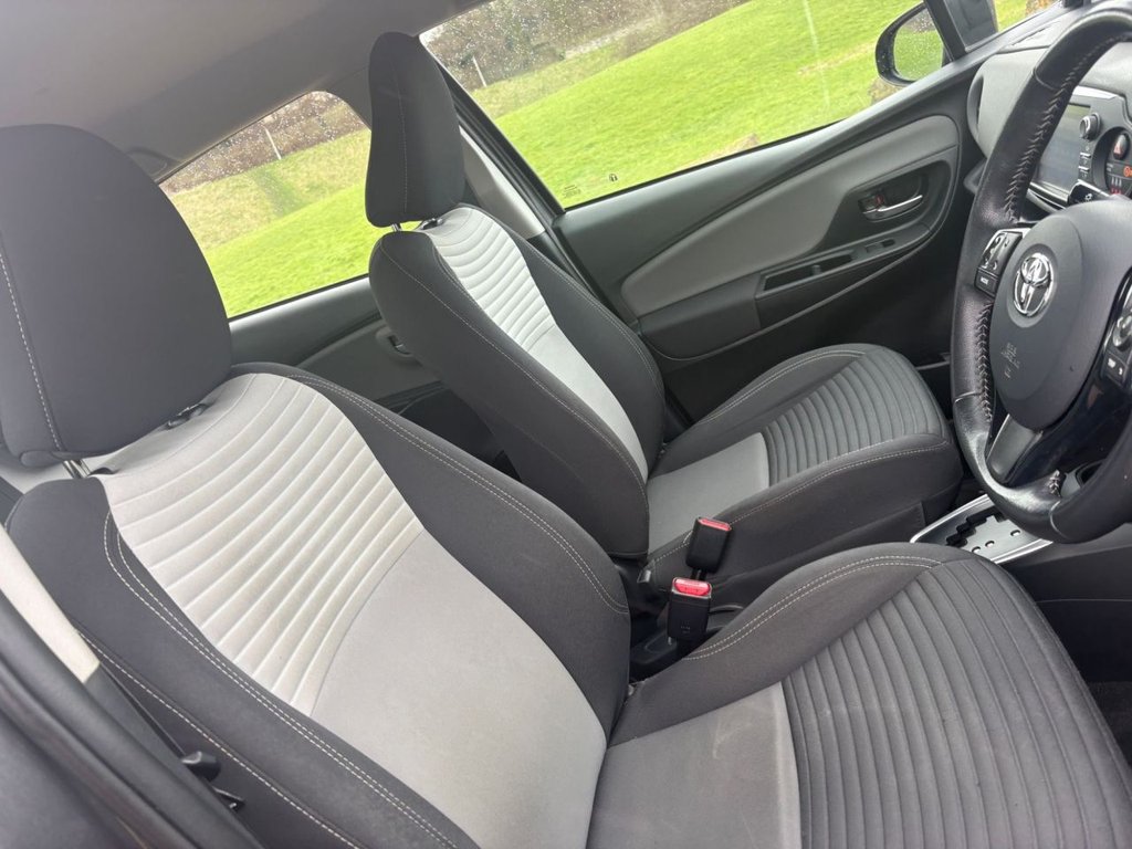 Used Toyota Yaris 2018 for sale - 77927302: Photo 10