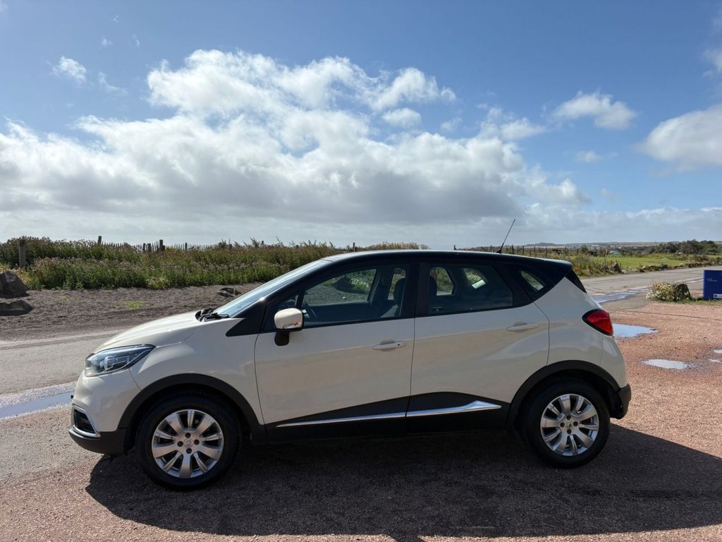 Used Renault Captur 2014 for sale - 76851022: Photo 12