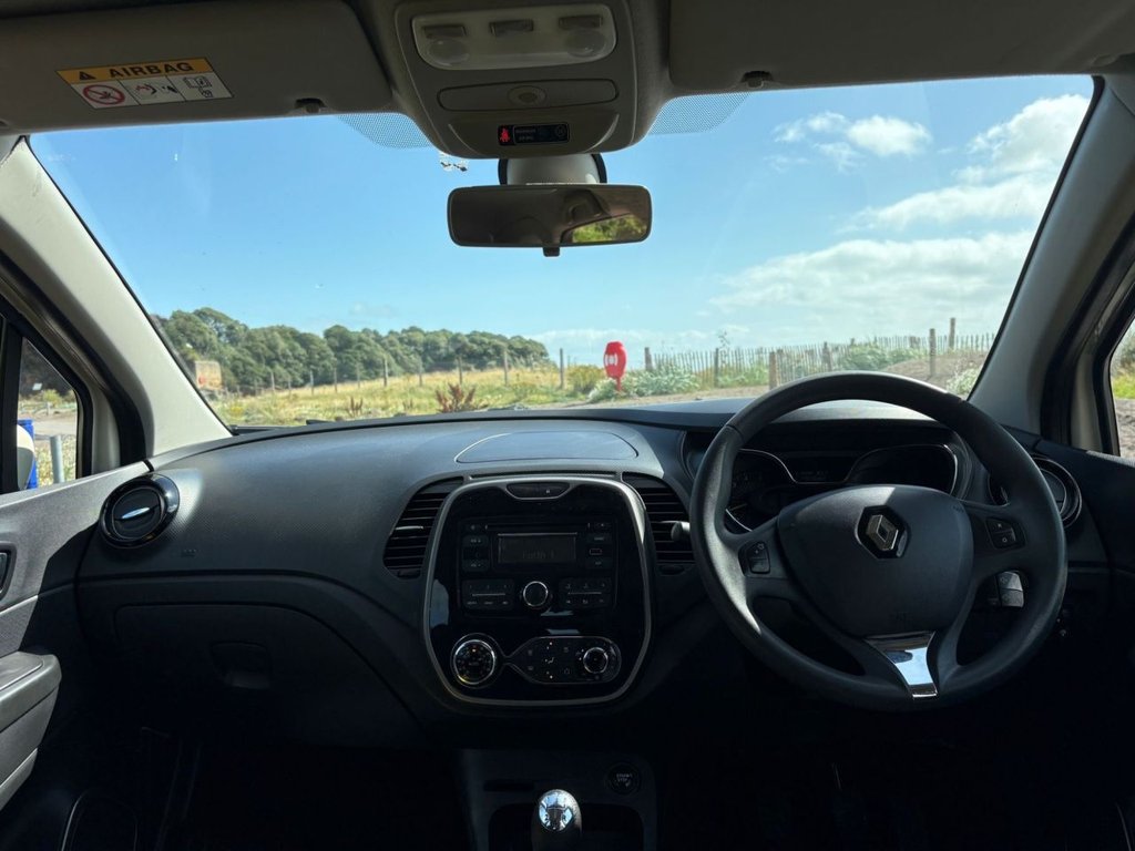 Used Renault Captur 2014 for sale - 76851022: Photo 15