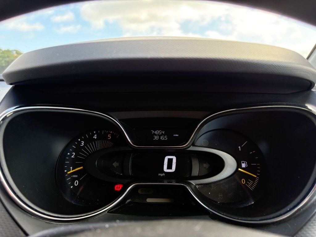 Used Renault Captur 2014 for sale - 76851022: Photo 6