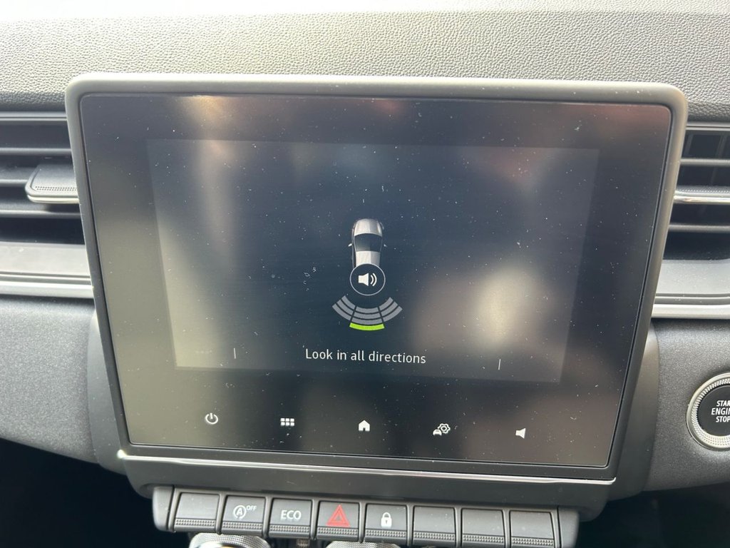 Used Renault Captur 2023 for sale - 76851054: Photo 8