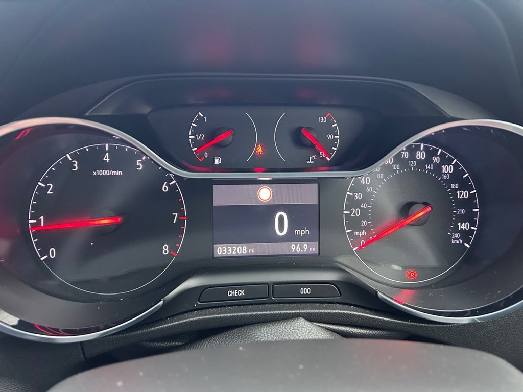 Used Vauxhall Crossland 2022 for sale - 76851048: Photo 9