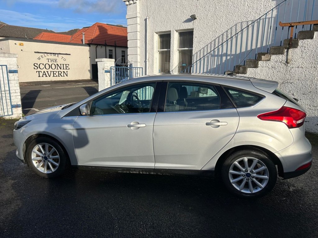 Used Ford Focus 2016 for sale - 76851028: Photo 8