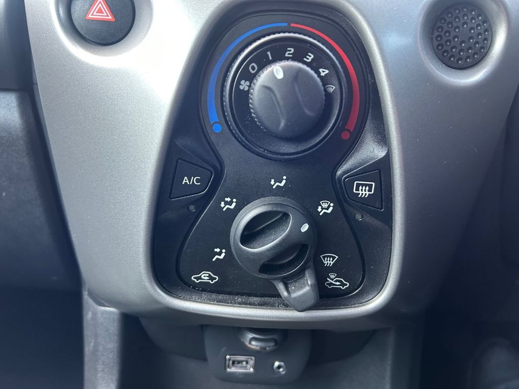 Used Toyota AYGO 2016 for sale - 77654773: Photo 8