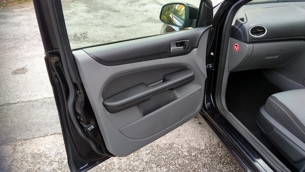 Used Ford Focus 2009 for sale - 69058833: Photo 16