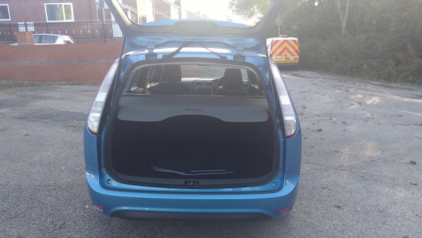 Used Ford Focus 2010 for sale - 61301050: Photo 10