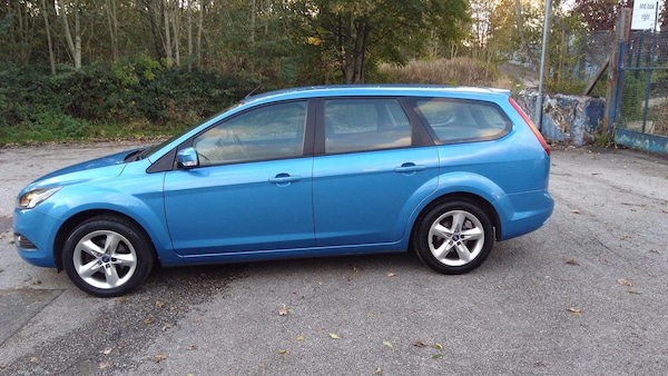 Used Ford Focus 2010 for sale - 61301050: Photo 8