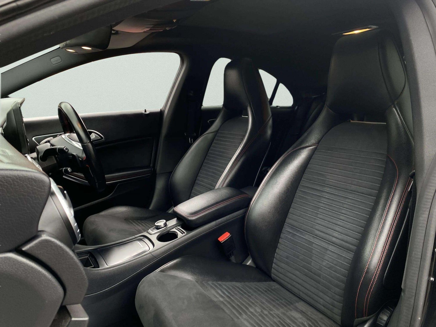 Used Mercedes-Benz CLA for sale - 77807660: Photo 59