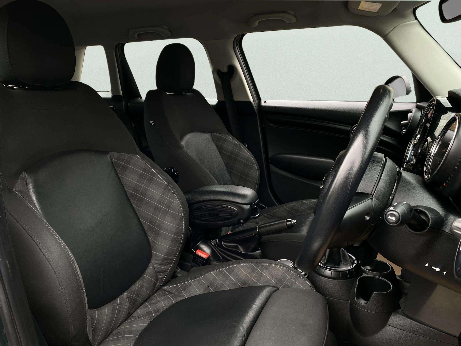 Used MINI Hatch 2015 for sale - 78046929: Photo 26