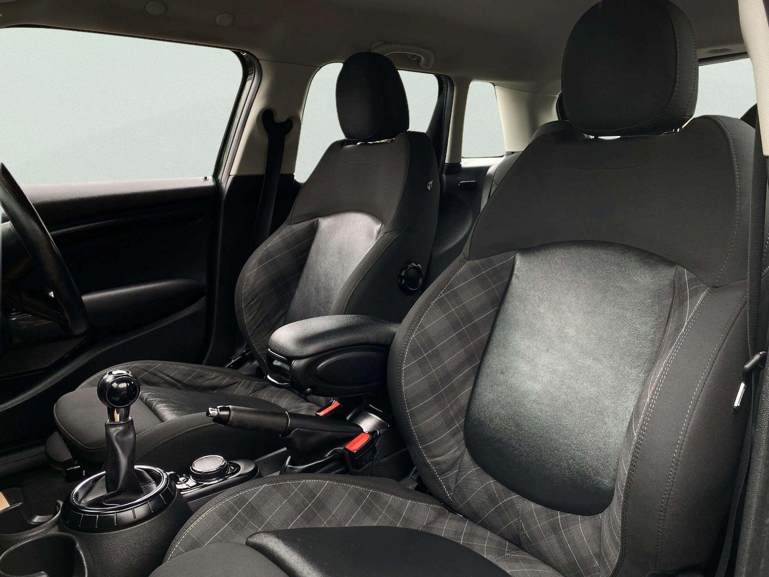 Used MINI Hatch 2015 for sale - 78046929: Photo 27