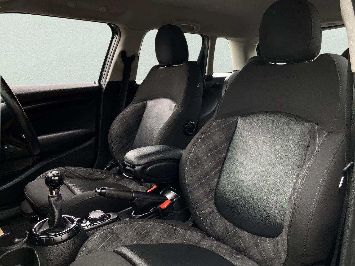 Used MINI Hatch 2015 for sale - 78046929: Photo 53