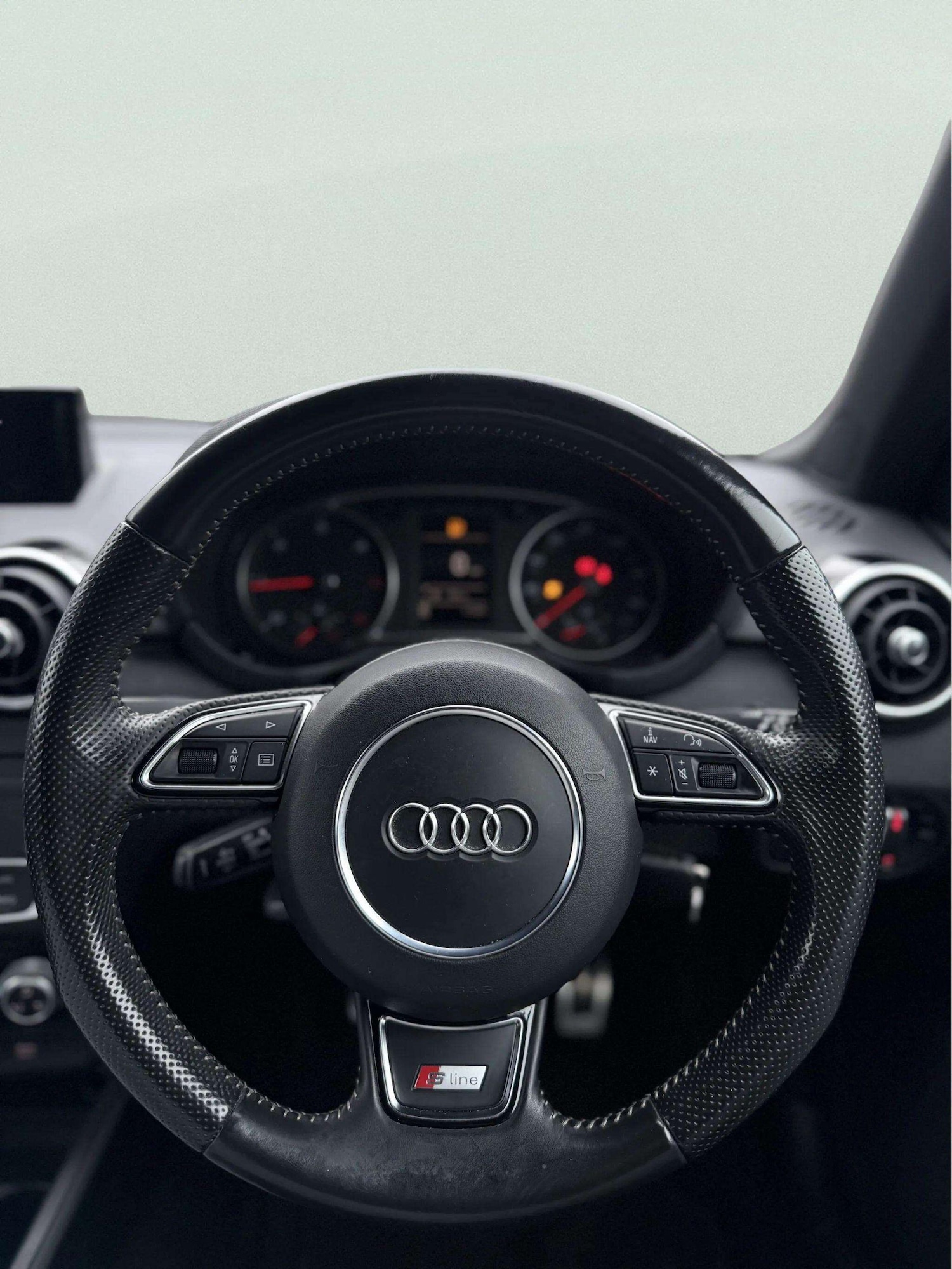 Used Audi A1 for sale - 77808363: Photo 40