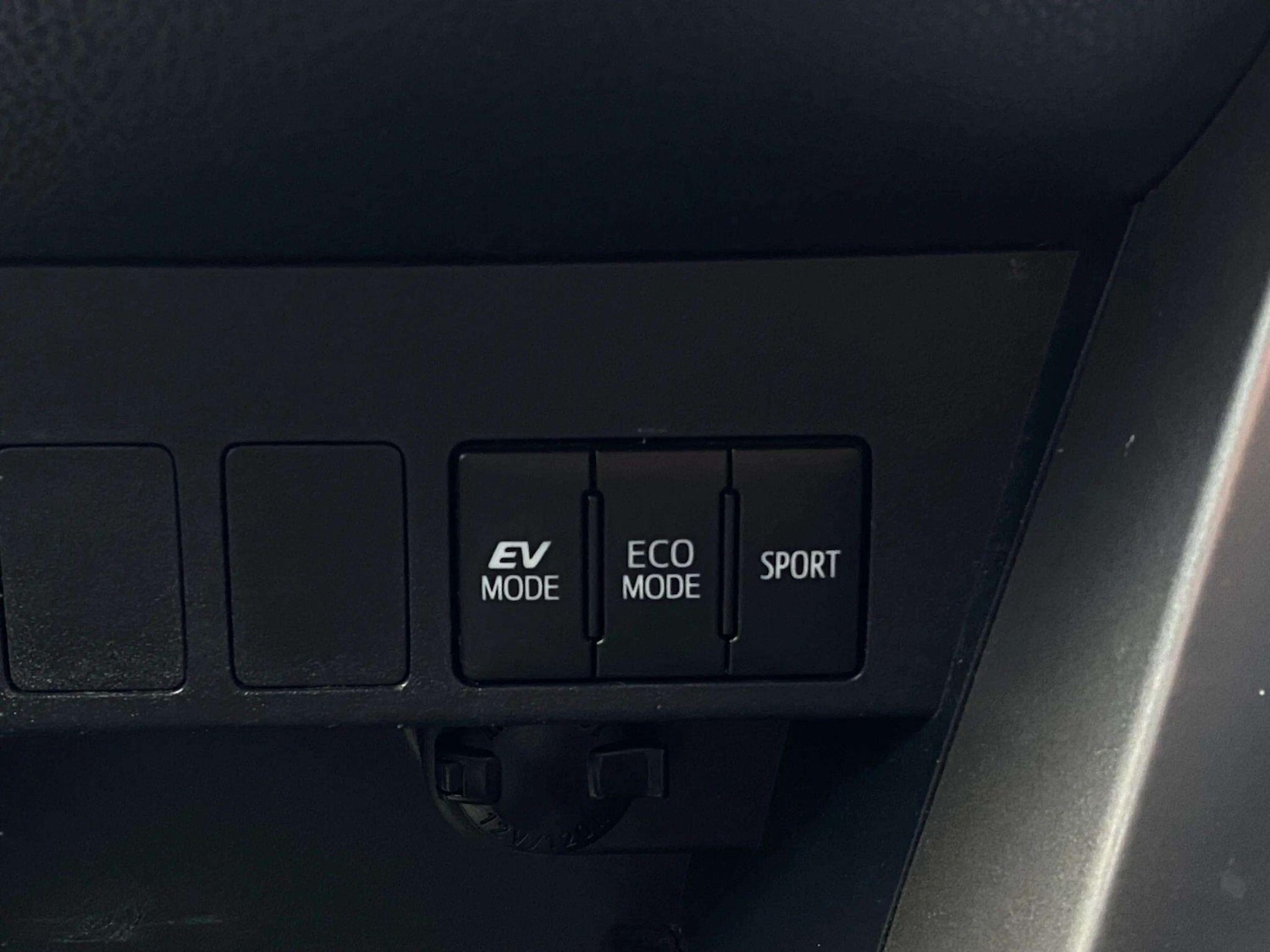 Used Toyota RAV4 for sale - 78135560: Photo 23