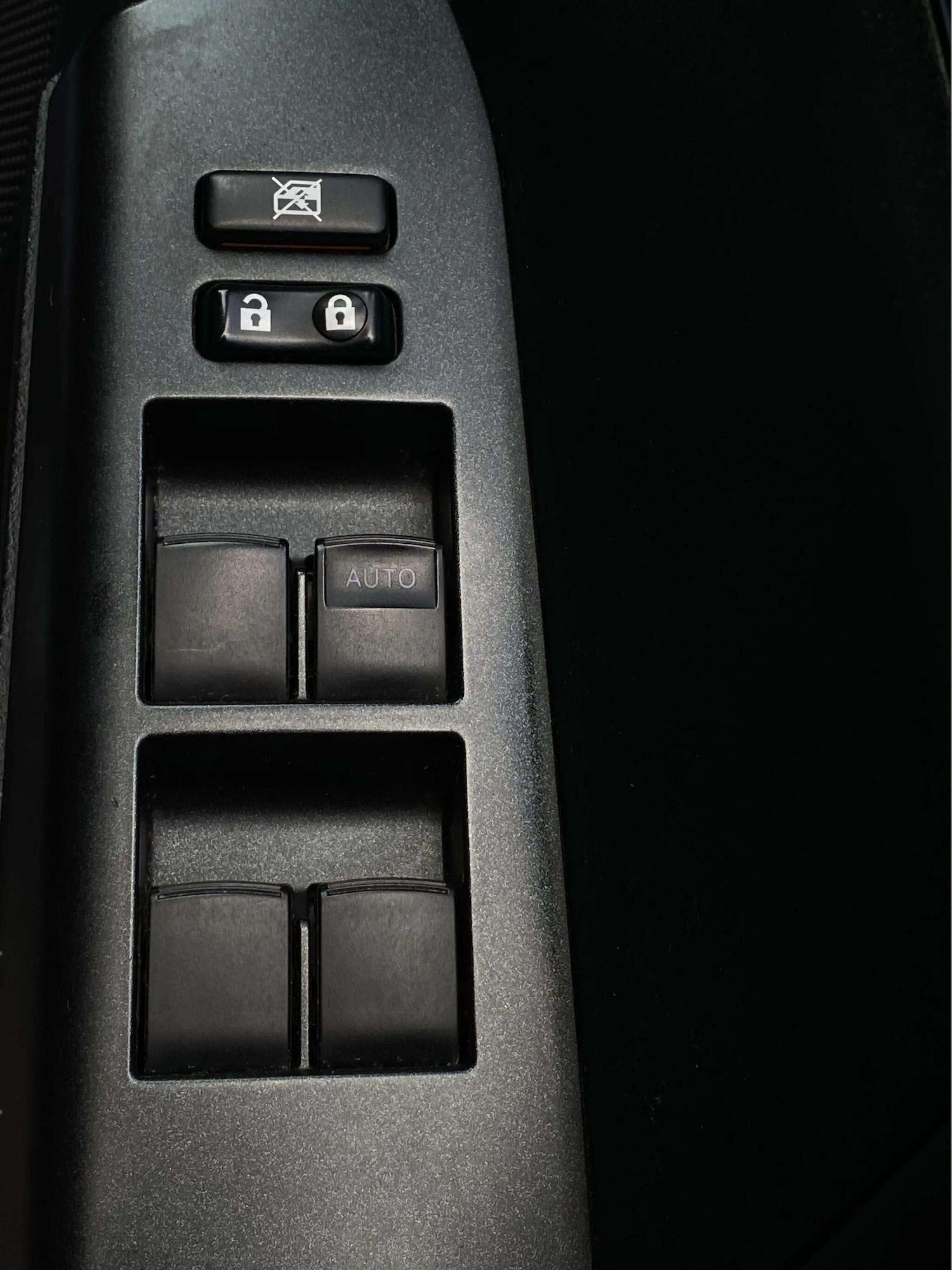 Used Toyota RAV4 for sale - 78135560: Photo 25