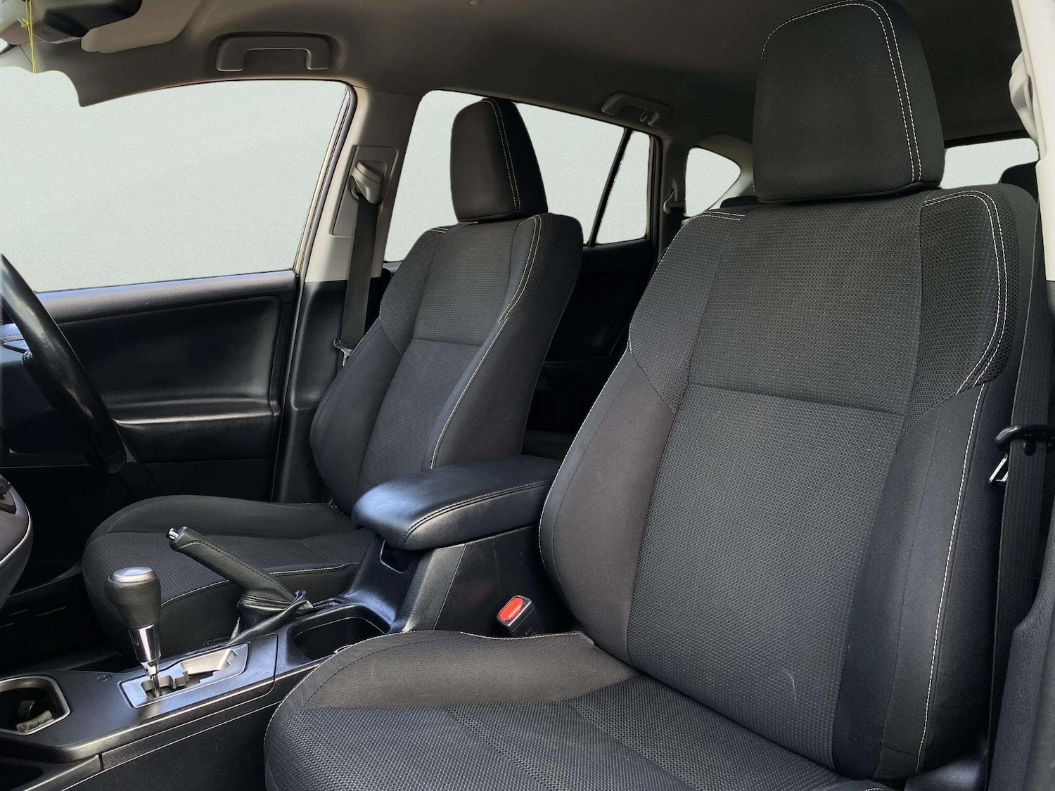 Used Toyota RAV4 for sale - 78135560: Photo 53