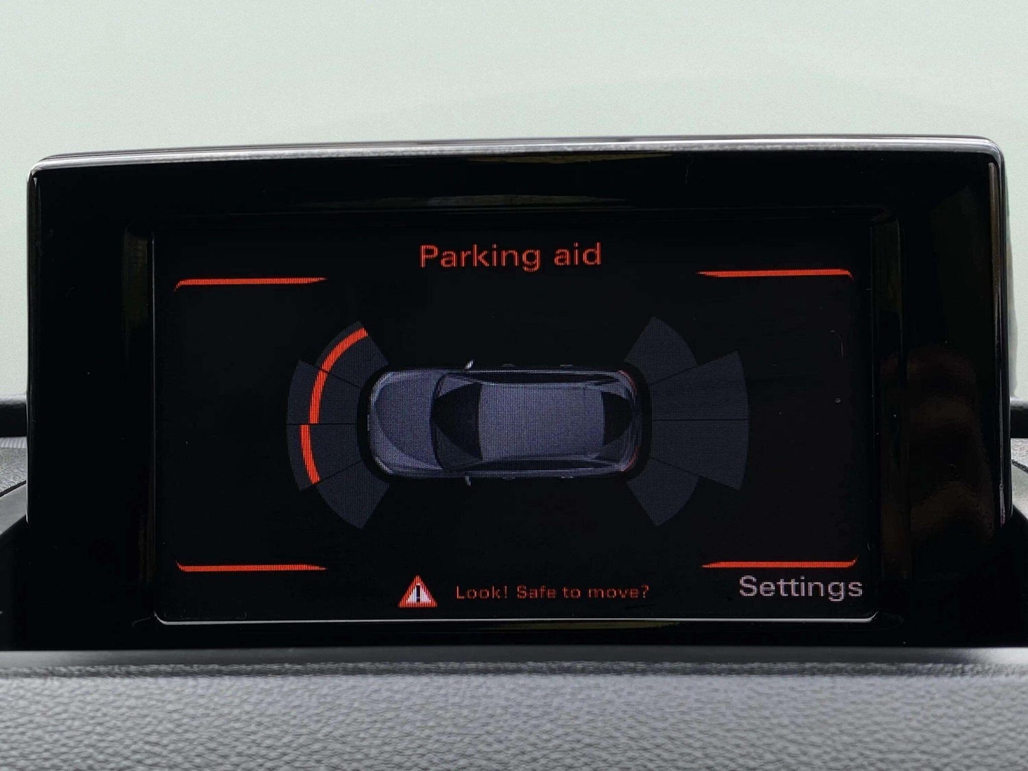 Used Audi Q3 2015 for sale - 78034564: Photo 41