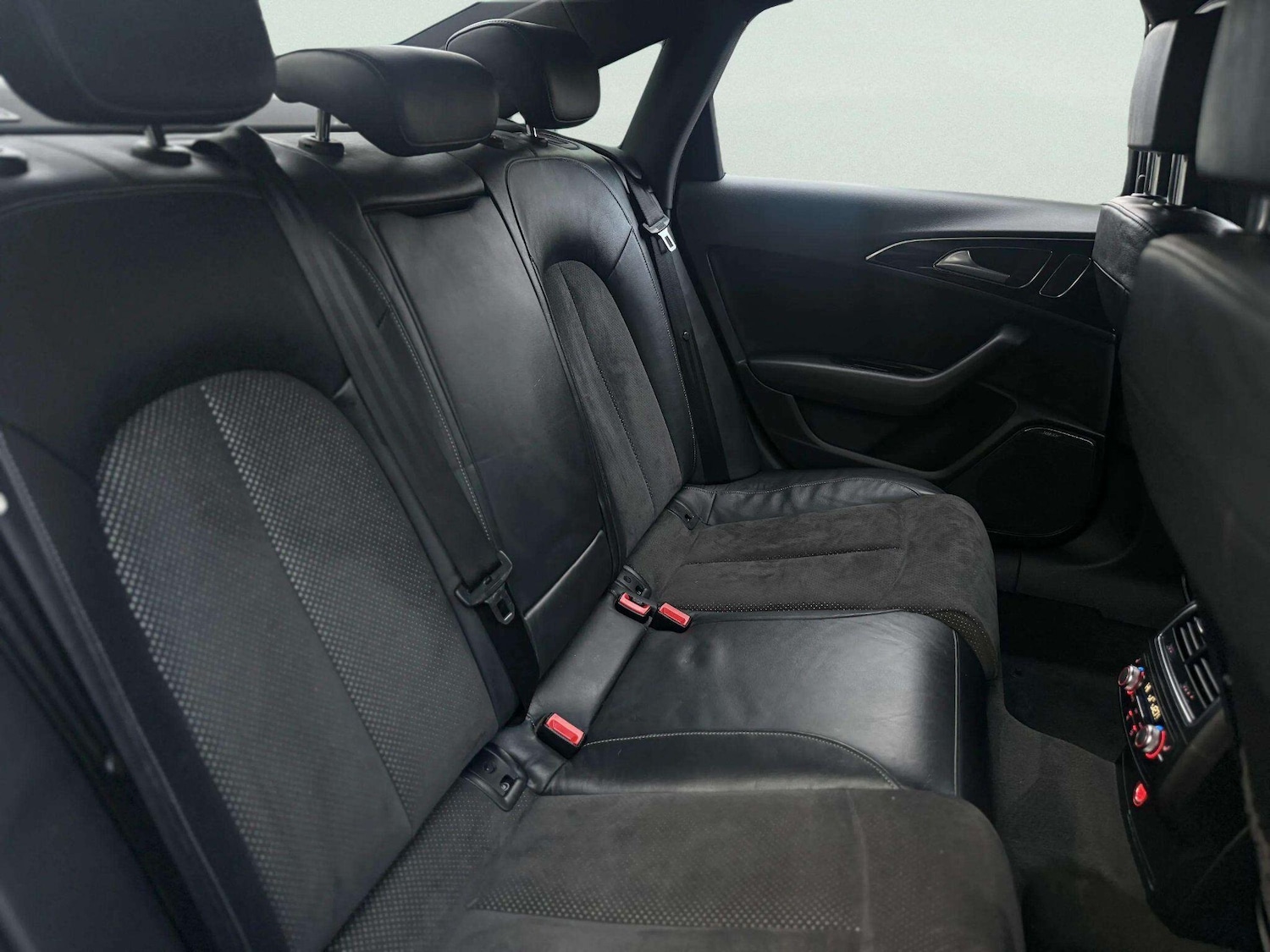 Used Audi A6 2014 for sale - 77808917: Photo 30