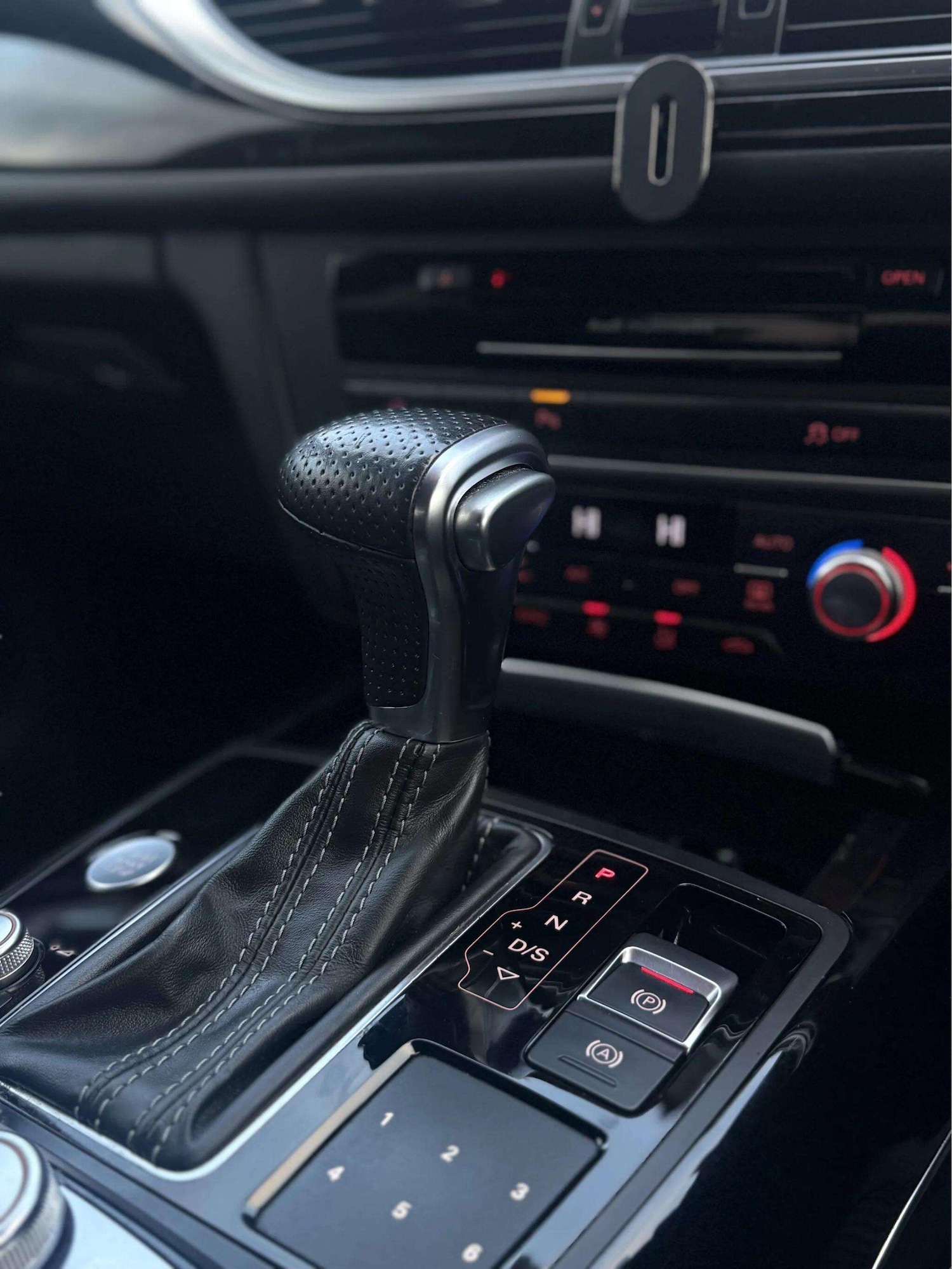 Used Audi A6 2014 for sale - 77808917: Photo 45