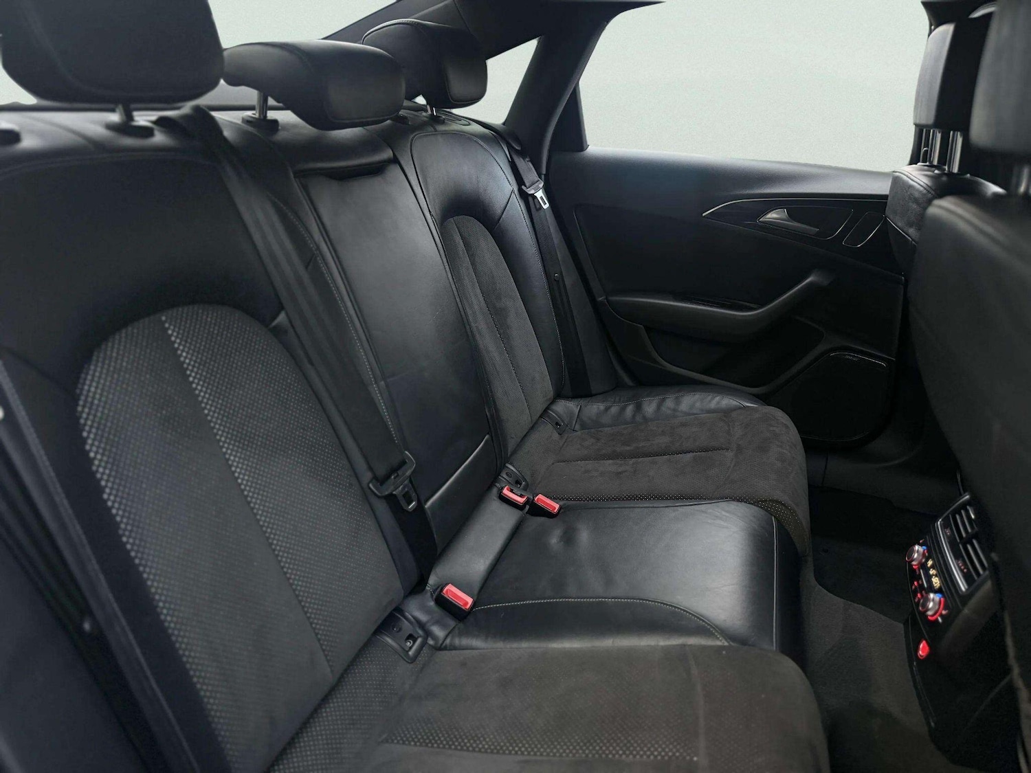 Used Audi A6 2014 for sale - 77808917: Photo 61