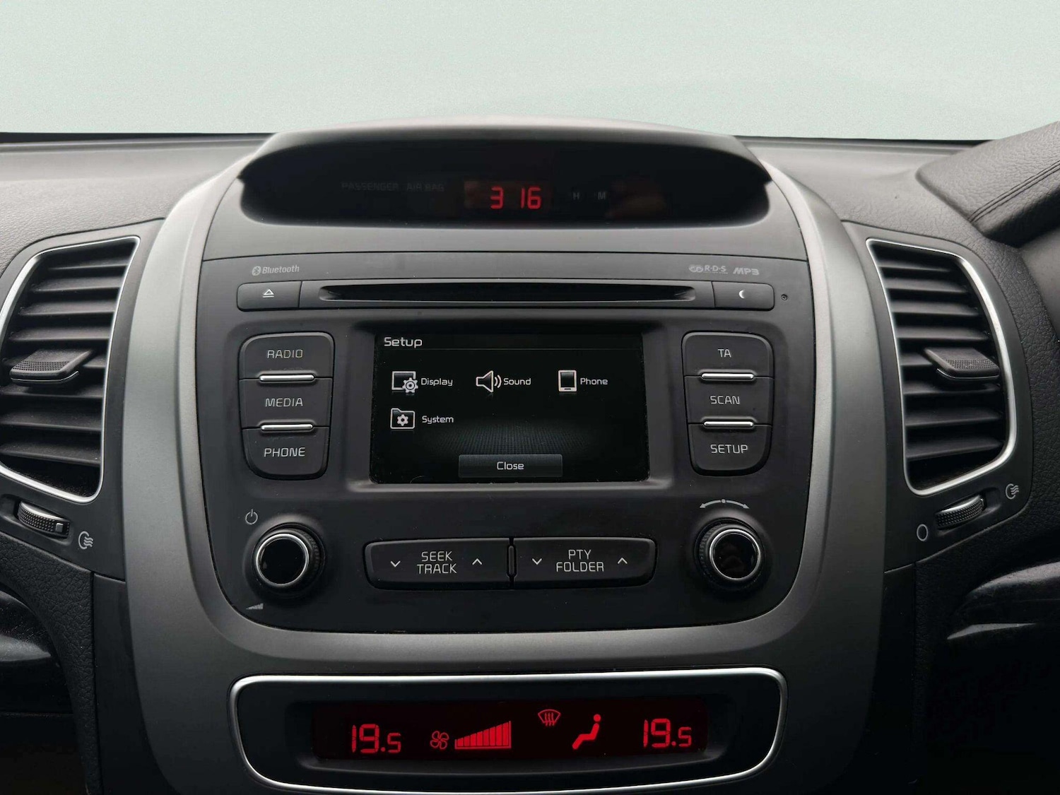 Used Kia Sorento for sale - 77809205: Photo 17