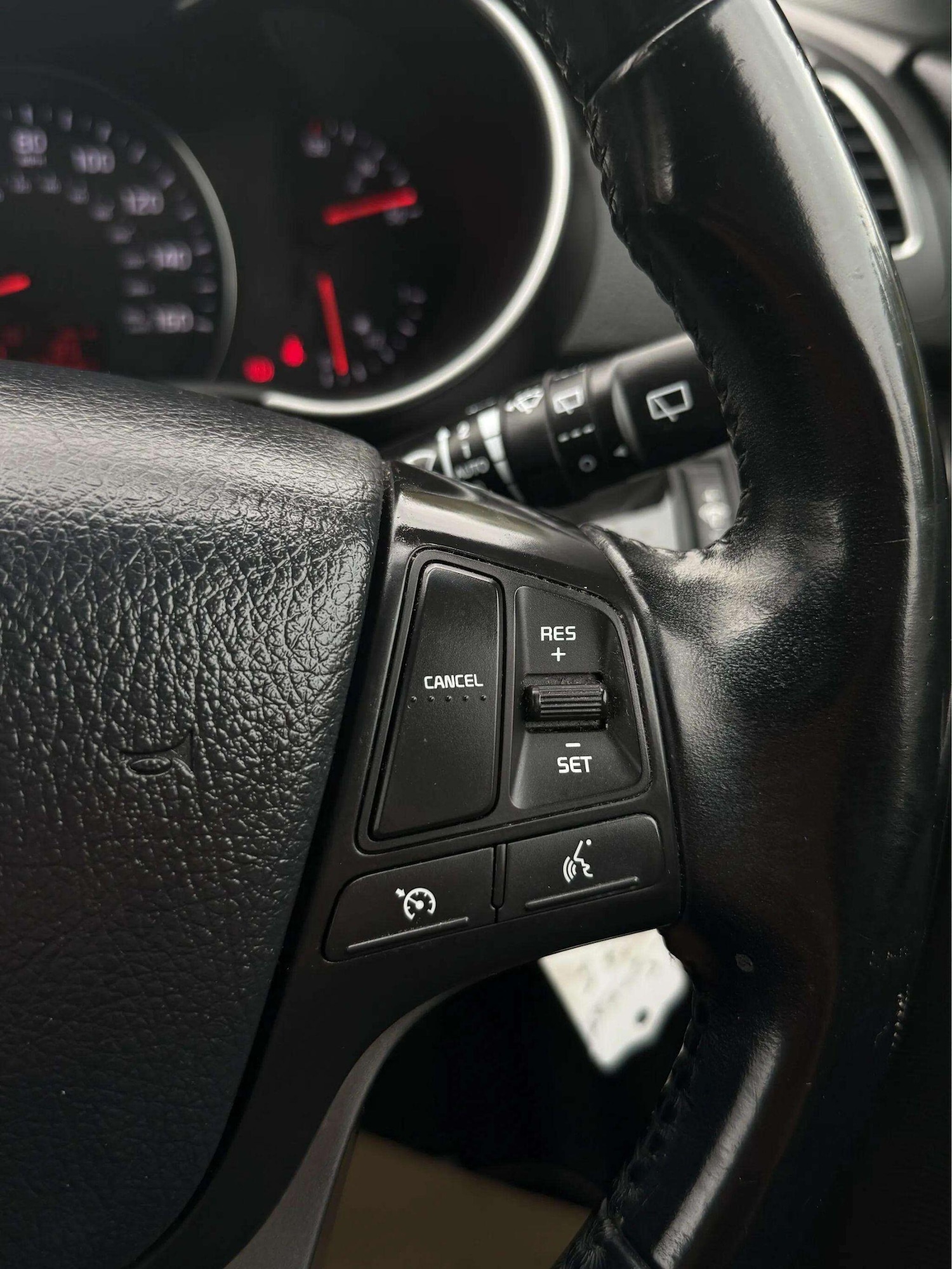 Used Kia Sorento for sale - 77809205: Photo 41