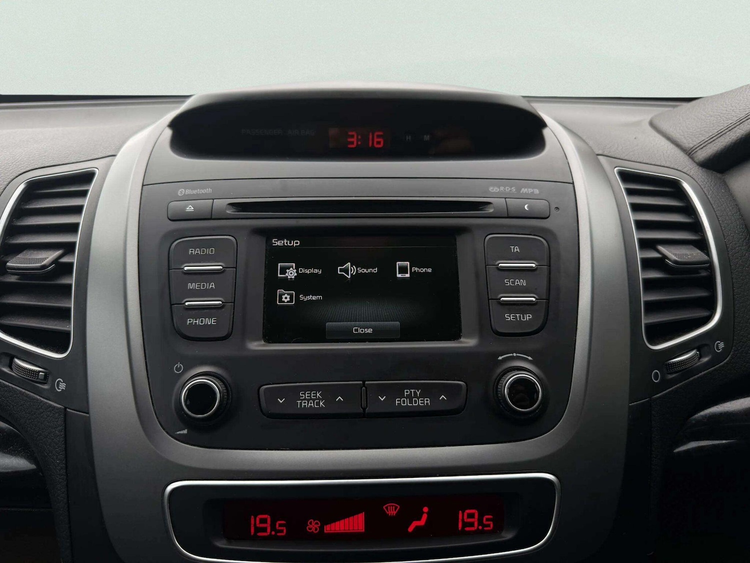 Used Kia Sorento for sale - 77809205: Photo 42