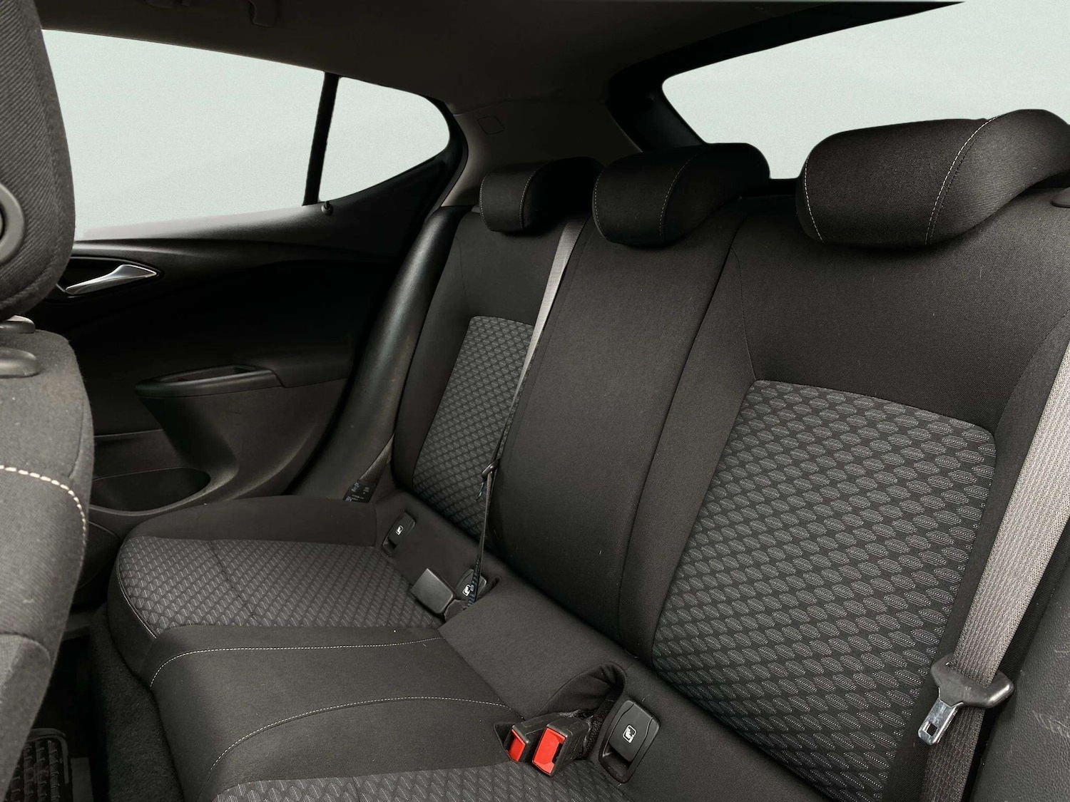 Used Vauxhall Astra for sale - 77808637: Photo 25